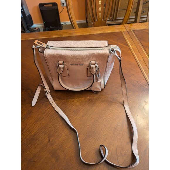 Michael Kors Kris Small Color-Block Pebbled Leather Satchel. - Picture 1 of 16